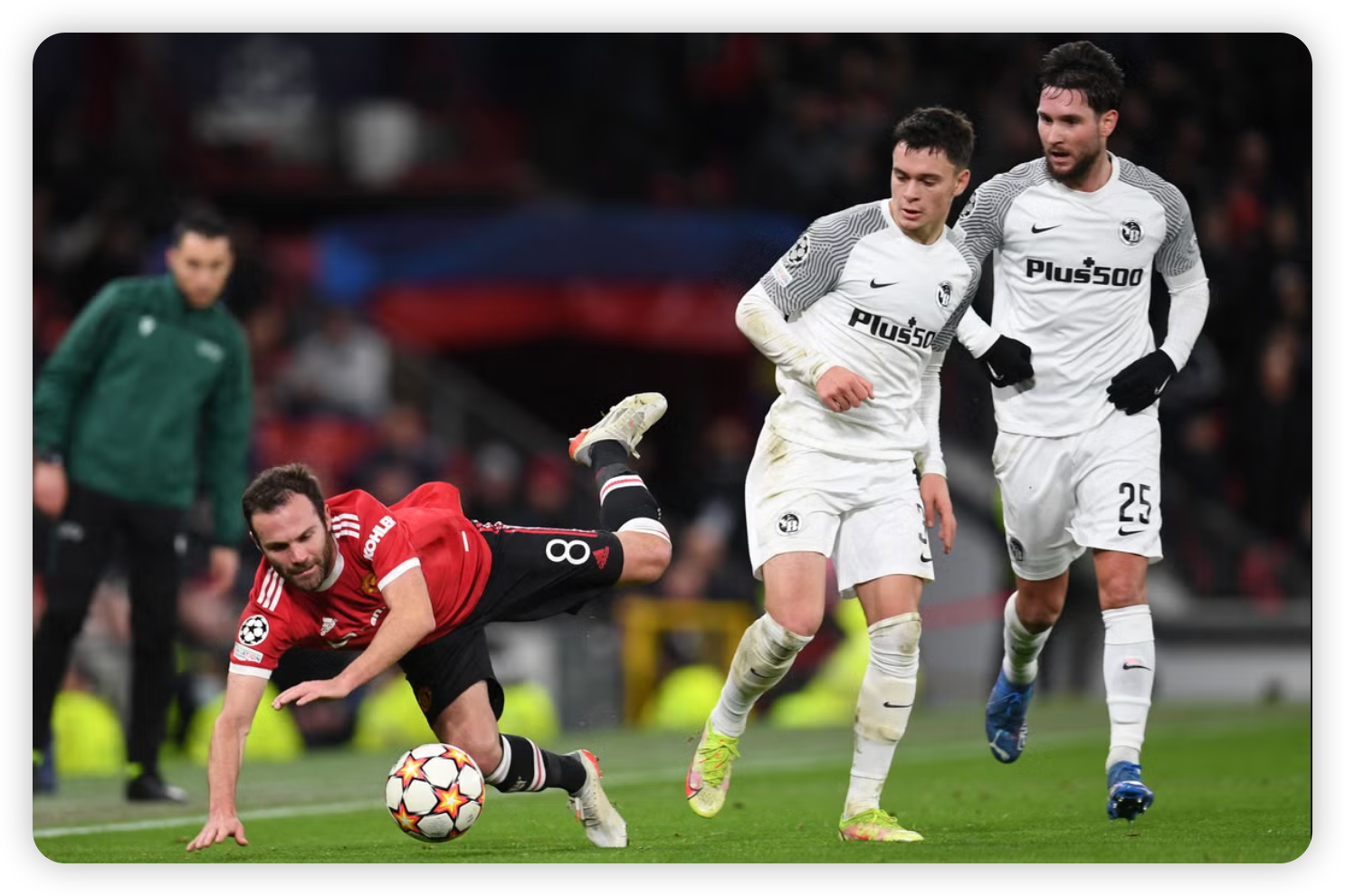 Champions League Group Stage Showdown in Bern