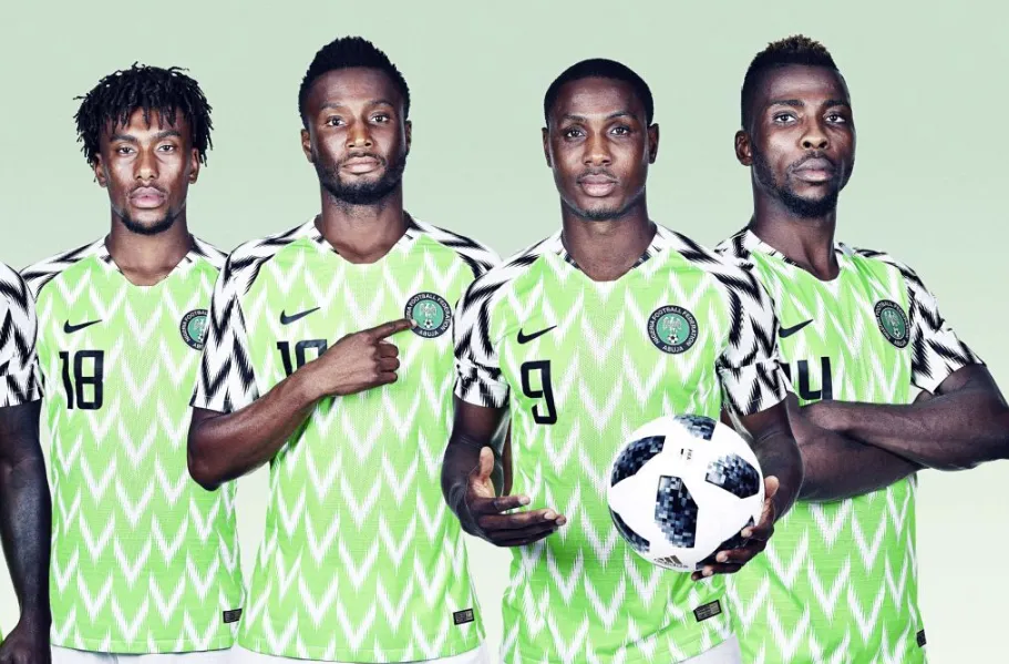 The Disappearing Act: Algeria's Desert Camouflage (2014 & 2022)